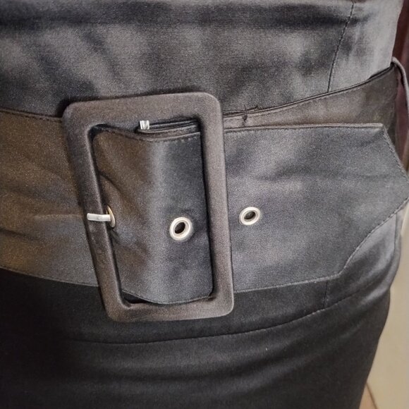 Retro-Style Black Satin Wiggle Skirt - Size 11 - Picture 2 of 5